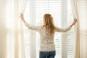 home security tip, blinds and curtains